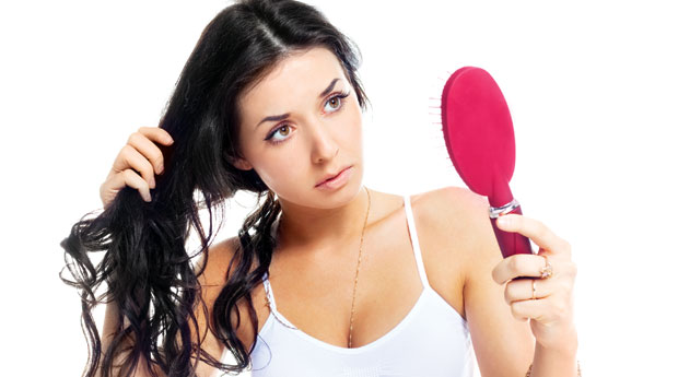 Как предотвратить выпадение волос? Практические советы и народные рецепты